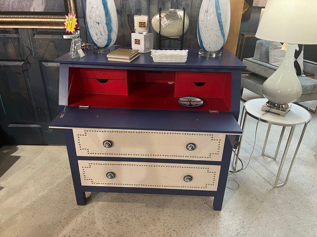 3 Drawer Wooden Dresser