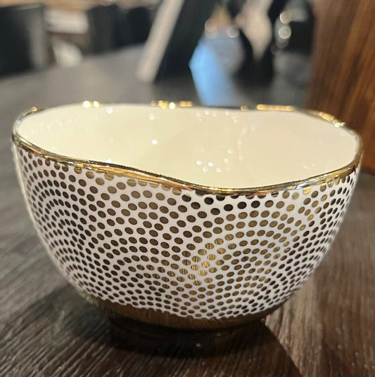 Pampa Bay Dotted Bowl