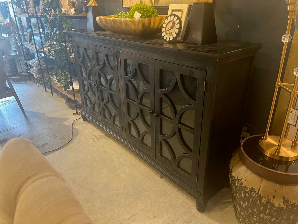 4 Door Cabinet