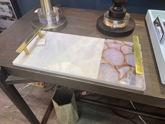 Magnus Tray